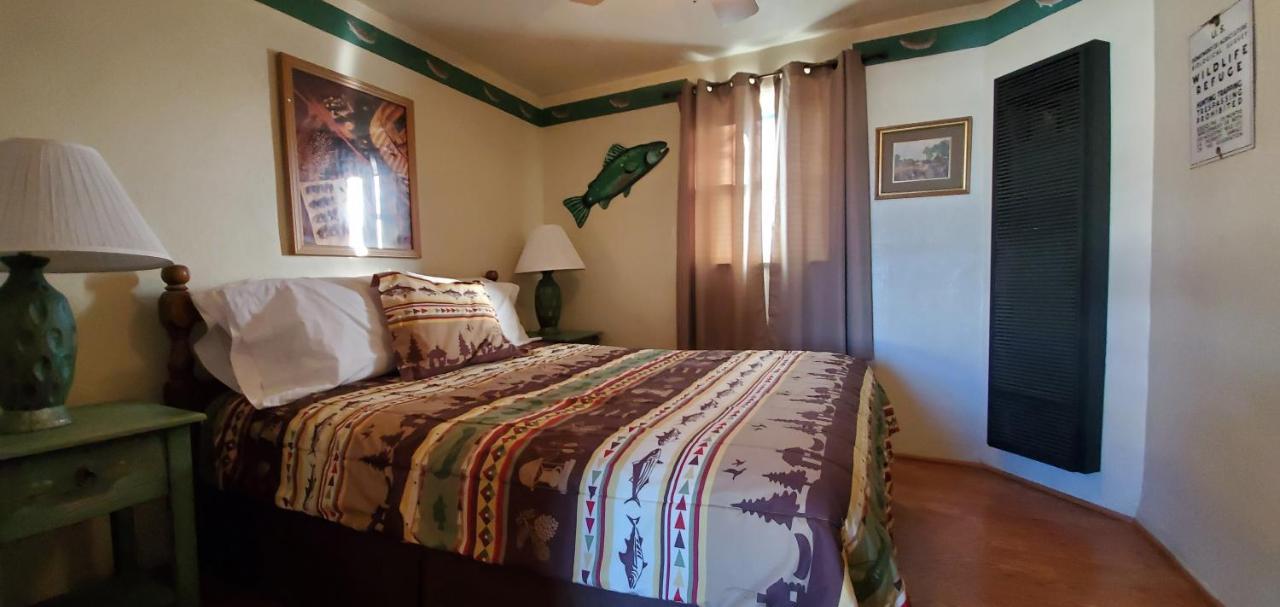 Hikers Cimarron Inn & Rv Park Bagian luar foto