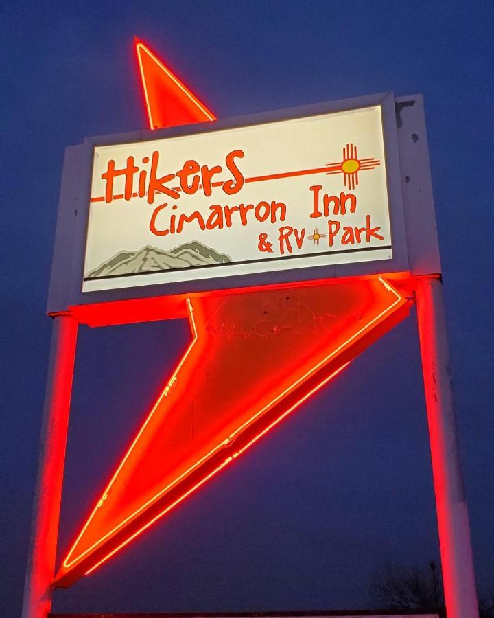 Hikers Cimarron Inn & Rv Park Bagian luar foto