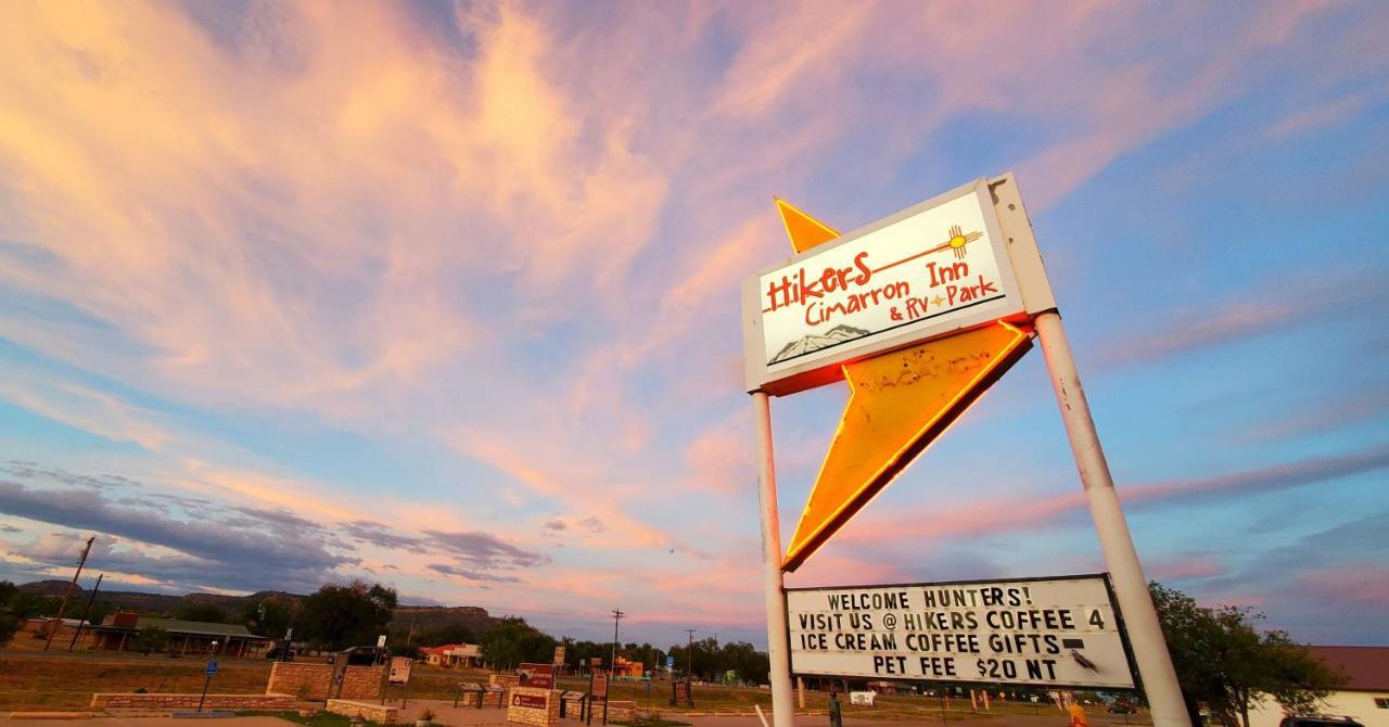 Hikers Cimarron Inn & Rv Park Bagian luar foto