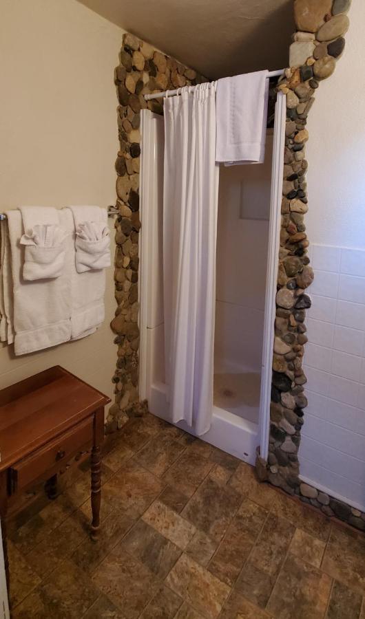 Hikers Cimarron Inn & Rv Park Bagian luar foto